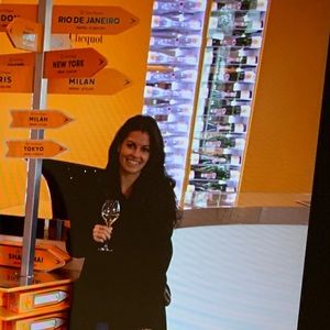 Meet your Posher, Beatriz